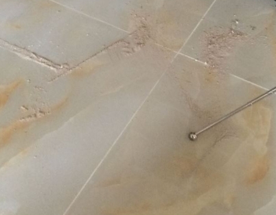 乌审瓷砖空鼓维修公司分享粘合剂选择不当在瓷砖铺贴过程中可能导致以下问题
